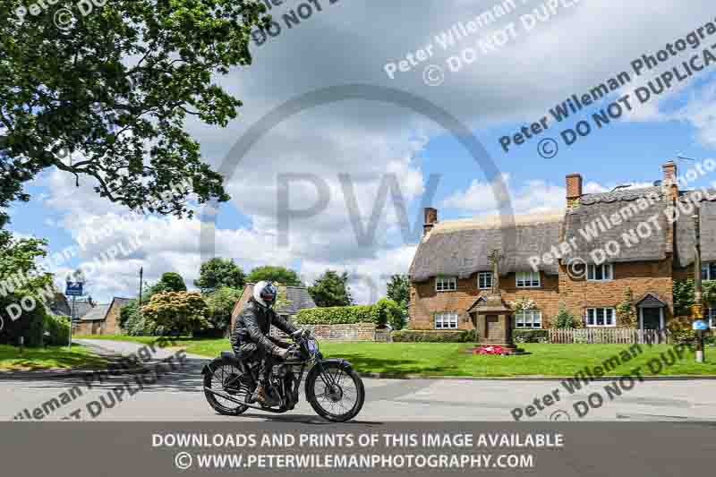 Vintage motorcycle club;eventdigitalimages;no limits trackdays;peter wileman photography;vintage motocycles;vmcc banbury run photographs